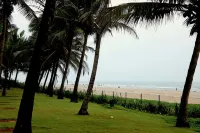 Planet Hollywood Beach Resort Goa - Beach