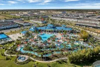 NEW! 5 BR, 4.5 baths Villa at Windsor Island Resort, Heated Pool, FREE BBQ! - Private Pools