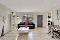 GREAT LOCATION, EAST DELRAY, back yard, pets - 2-Sterne