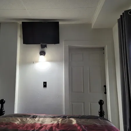 Mthly Stay Discounts & Pet Friendly Downtown Lansing Sparrow Hospital