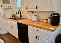 Cute tiny home with everything you need! - บังกะโล