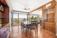 Spacious Home with Large Yard and Mountain Views - 3 stjerner