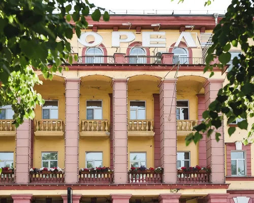 Orel Hotel オリョールのホテル