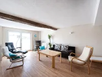 New accommodation directly adjacent to Kassel (up to 18 pers - Wifi