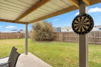 Modern Getaway - Near Golf & Casinos - 4-Star