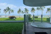 Luxurious newly renovated BeachFront Condo & Vidanta Membership - 4-Star