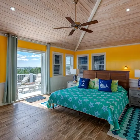 Blue Tang - Newly Renovated Bahamian Villa, minutes to the ocean!