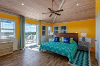 Blue Tang - Newly Renovated Bahamian Villa, minutes to the ocean!