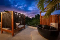 Villa/Boutique 4 BDR VIP Concierge/Chef in la Veleta Tulum -  Casas de vacaciones