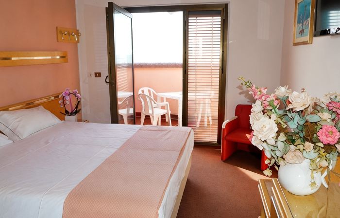 Hotel Antares