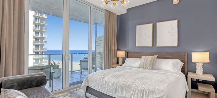 Brand New Beachfront 2 bed/2.5ba Condo in 5 star resort Palm Beach area Hotels in Riviera Beach