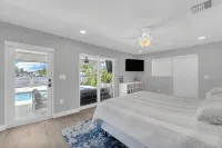 The Intra Coastal Royale - 4-Star
