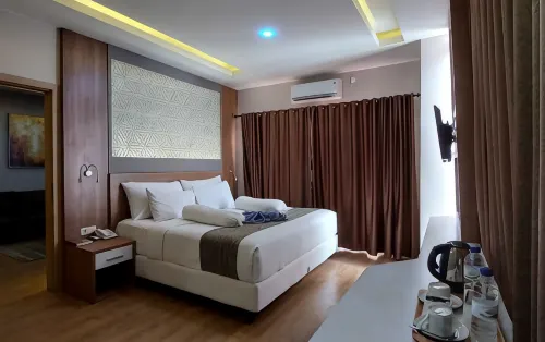 Grand Bunda Hotel Syariah Bukittinggi - バルコニー