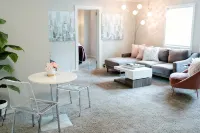 Virginia Modern Luxe - بيت ضيافة