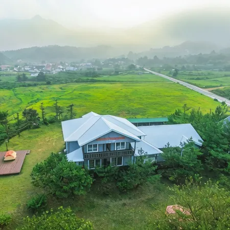 Mungyeong Tyrol Pension
