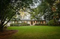 Spacious, Town Square, Theatre Room! 4 bed / 2 bath Private Home on town square - 3-Star