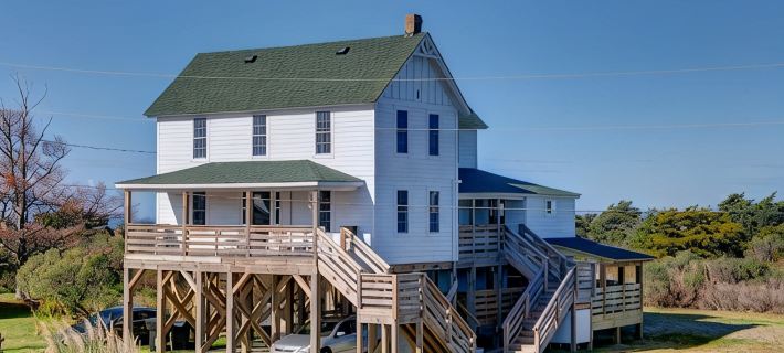 Historic suite with a private hot tub! Hotels in Kinnakeet