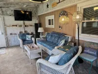 The Riverside Cottage... Charming  2-bedroom cottage on the Mohican River - 3-Star