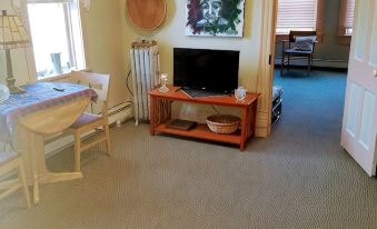 Fully equipped apartment for short term vacation rentals!