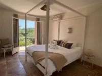 Beautiful vacation villa with large pool 900m walk to the beach for 12 people - balcony