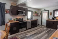 Restored 3Br Mining Home in Historic Calumet - WiFi