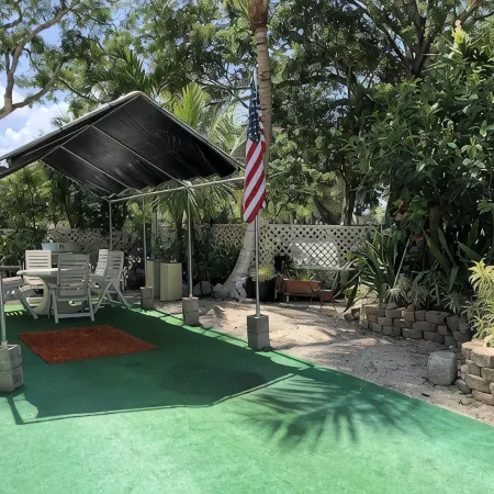 Paradise Found- Scuba Divers-Boat Owners Welcome-Key Largo-Kampground