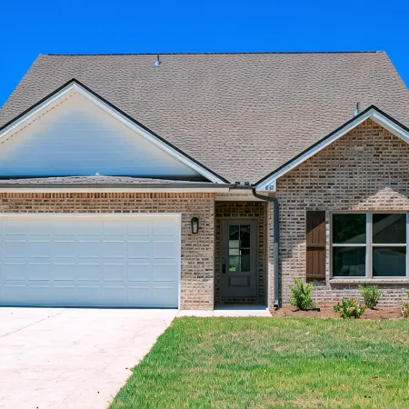 Charming Brand New Home in Foley
