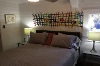 Oystertown Cottage - 3-Star