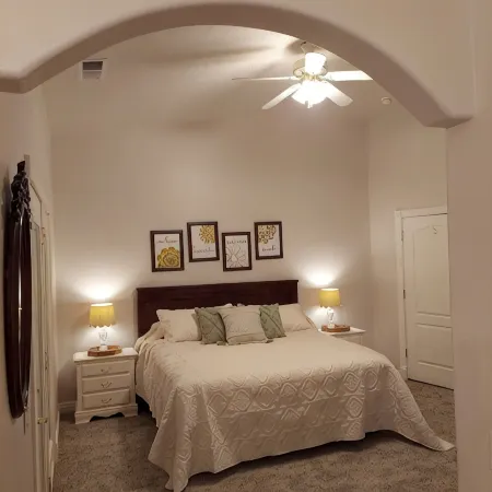 Spacious home with panoramic views of Zion National Park! Come & visit!