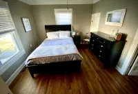 Pet Friendly Small House in the Heart of Paducah - مطابخ