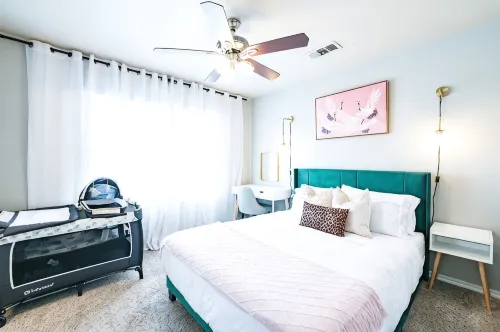55% Monthly special price W 4rooms W 3 fullbath W walk to College - พร้อมWifi