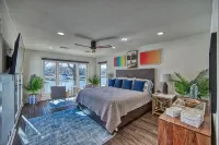 Modern Mid-Century Vacay Home - 4 stjerner