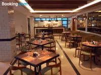 Elmi Hotel - Breakfast