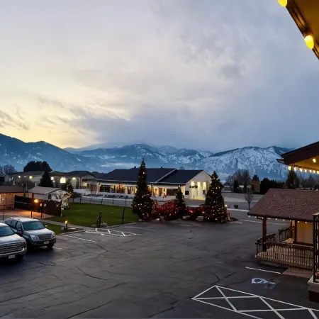 Mountain View Lodge
