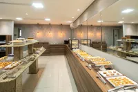 WR Confort Hotel Campo Grande - breakfast