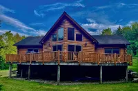 Cozy Vermont Log Cabin Chalet Only Minutes from Jay Peak - Chalets