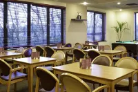 Garner Hotel Lincoln By IHG - Завтрак