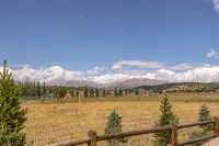 ☆ Magical Gypsy Wagon ☆ Unique Mountain Getaway - 4-Star