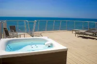 Hotel Le Soleil - Hot Tub