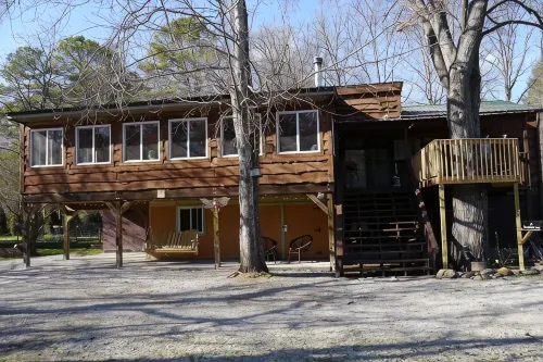 The Ruby River - Phenomenal Riverfront Cabin - Chalets