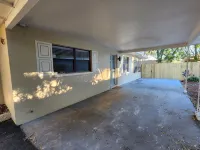 Stylish! 3 bedroom duplex -minutes from the beach - Wifi