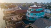 Blizzard's Lighthouse 4 Bedroom Home - 3-Star