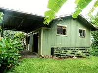 Great location between Hana Town and Hamoa Beach, private, family-friendly - ห้องครัว