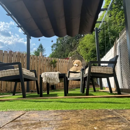 James' Place at the Park