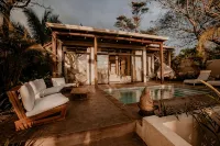 Sansara Surf Yoga & Resort - Pools