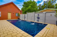 Murray Waters Motor Inn & Apartments - 3 estrellas