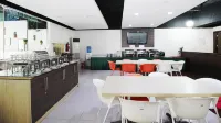 Jl Star Hotel Panakkukang By LIFE - Frühstück