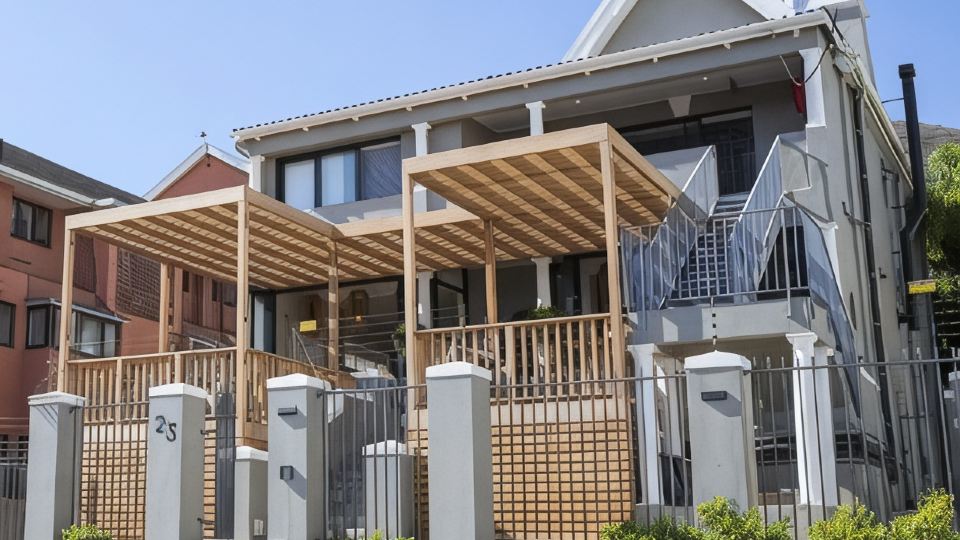 Antrim House by Totalstay