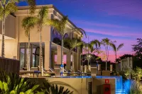 Class Hotel Piracicaba - مسبح