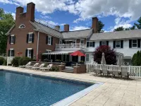 Luxury Mansion Retreat near Lake George and Saratoga - Swimmingpools